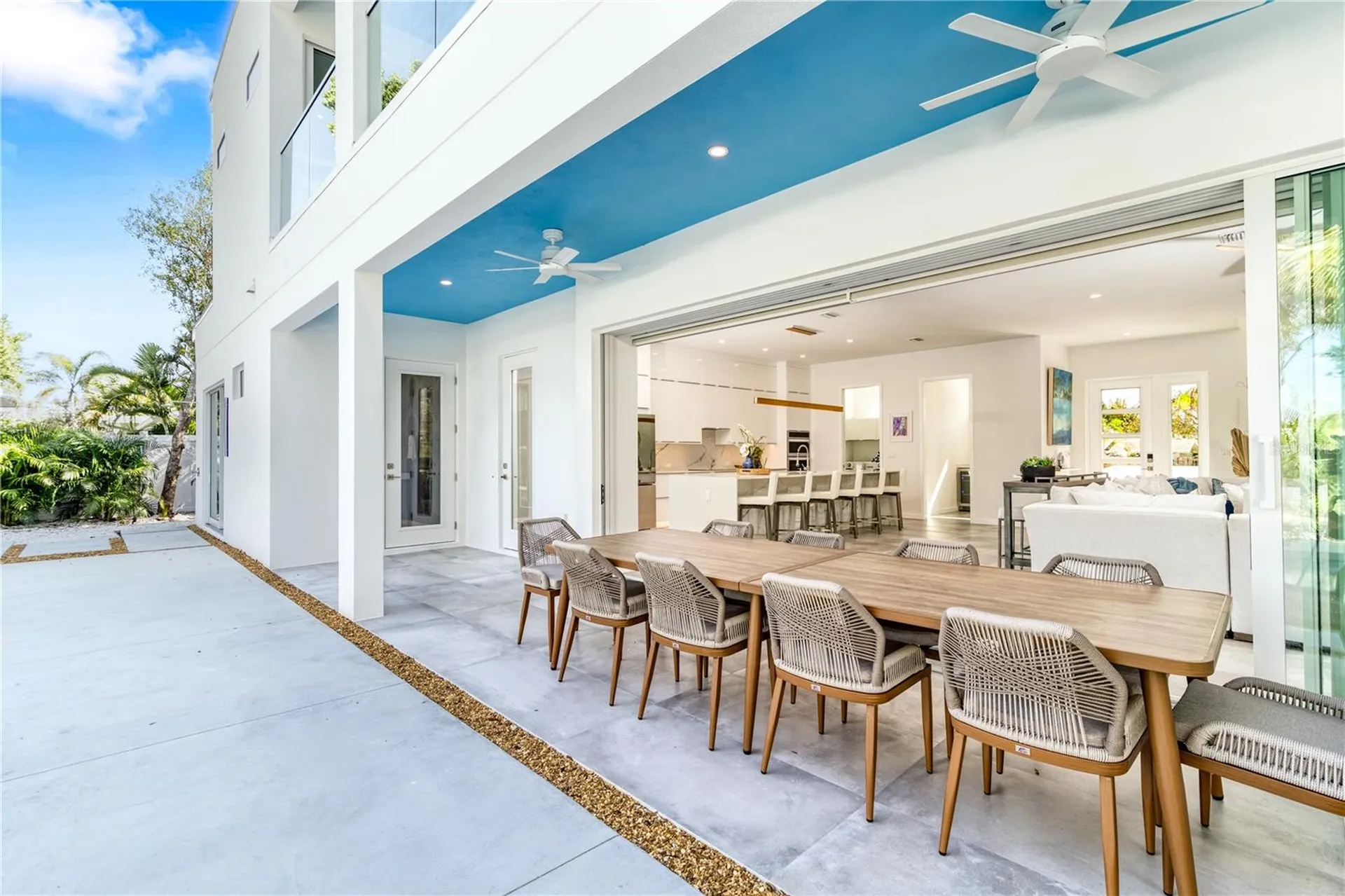 2585 Clematis Street Sarasota FL 34239