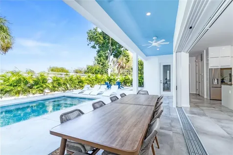 2585 Clematis Street Sarasota FL 34239