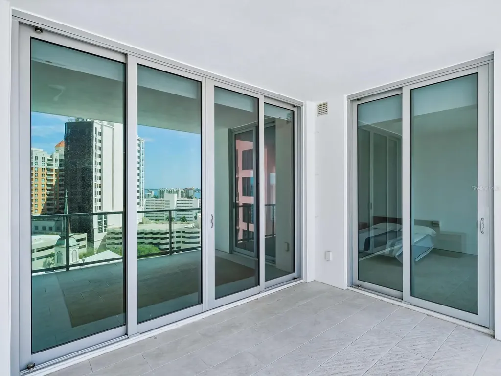 111 S Pineapple Avenue Sarasota FL 34236