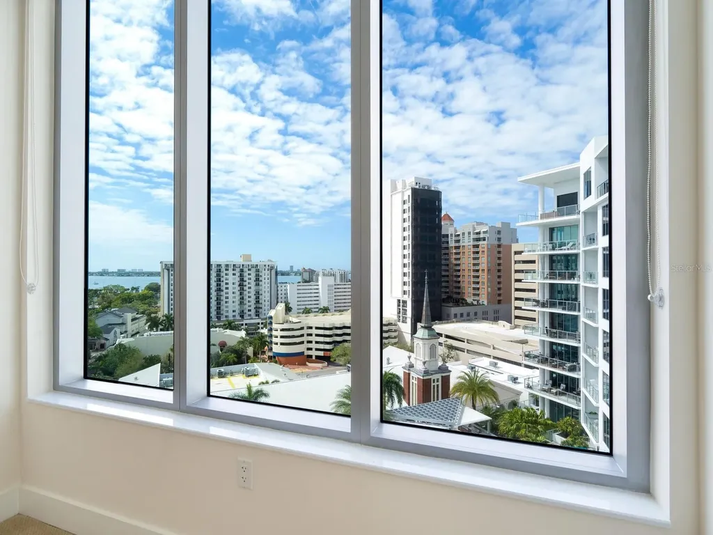 111 S Pineapple Avenue Sarasota FL 34236