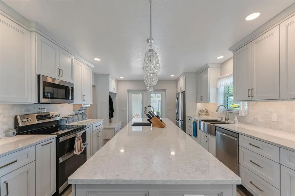 3502 Bahia Vista Street Sarasota FL 34239