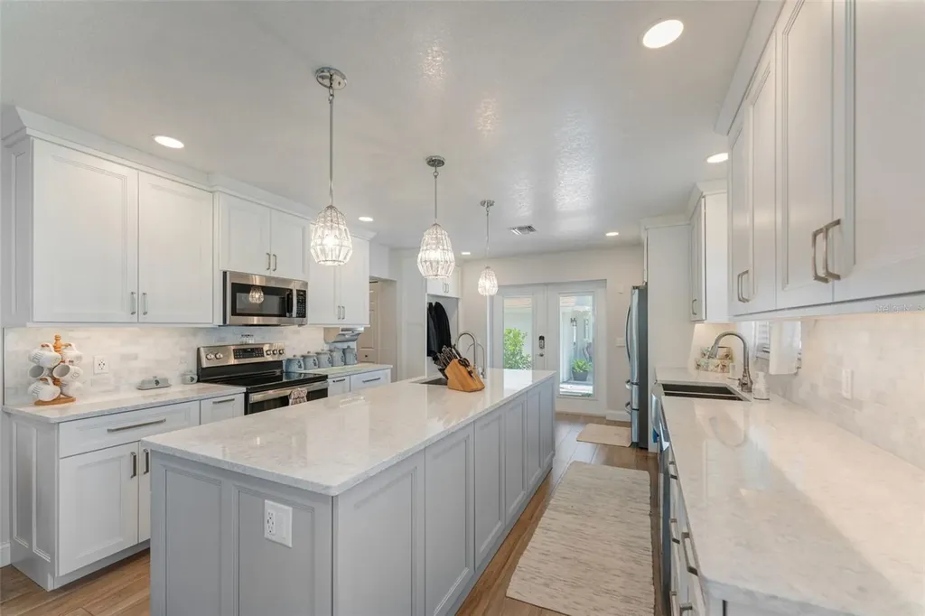 3502 Bahia Vista Street Sarasota FL 34239