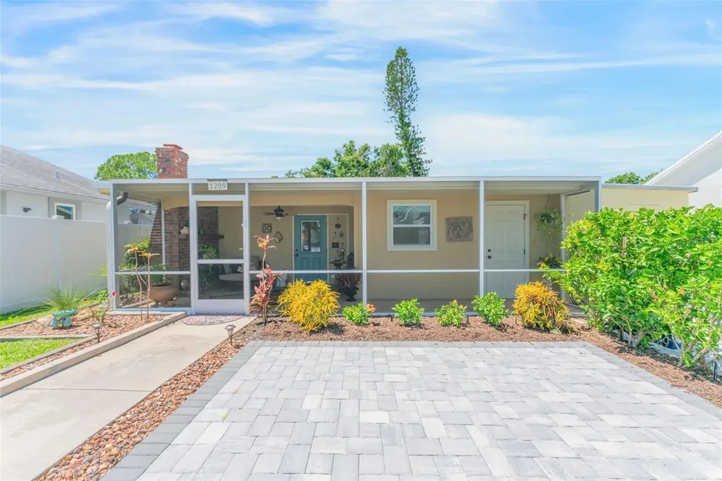 3502 Bahia Vista Street Sarasota FL 34239