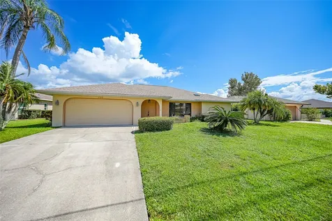 2378 Rio De Janeiro Avenue Punta Gorda FL 33983
