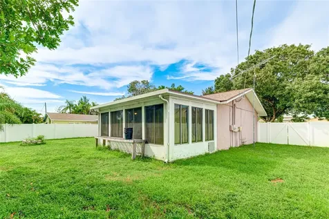 2407 16th Street W Palmetto FL 34221