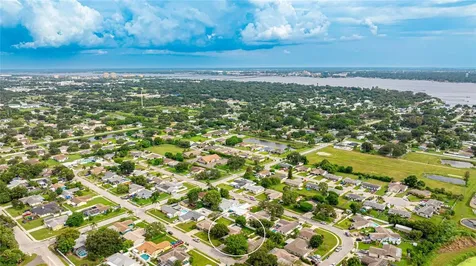 2407 16th Street W Palmetto FL 34221