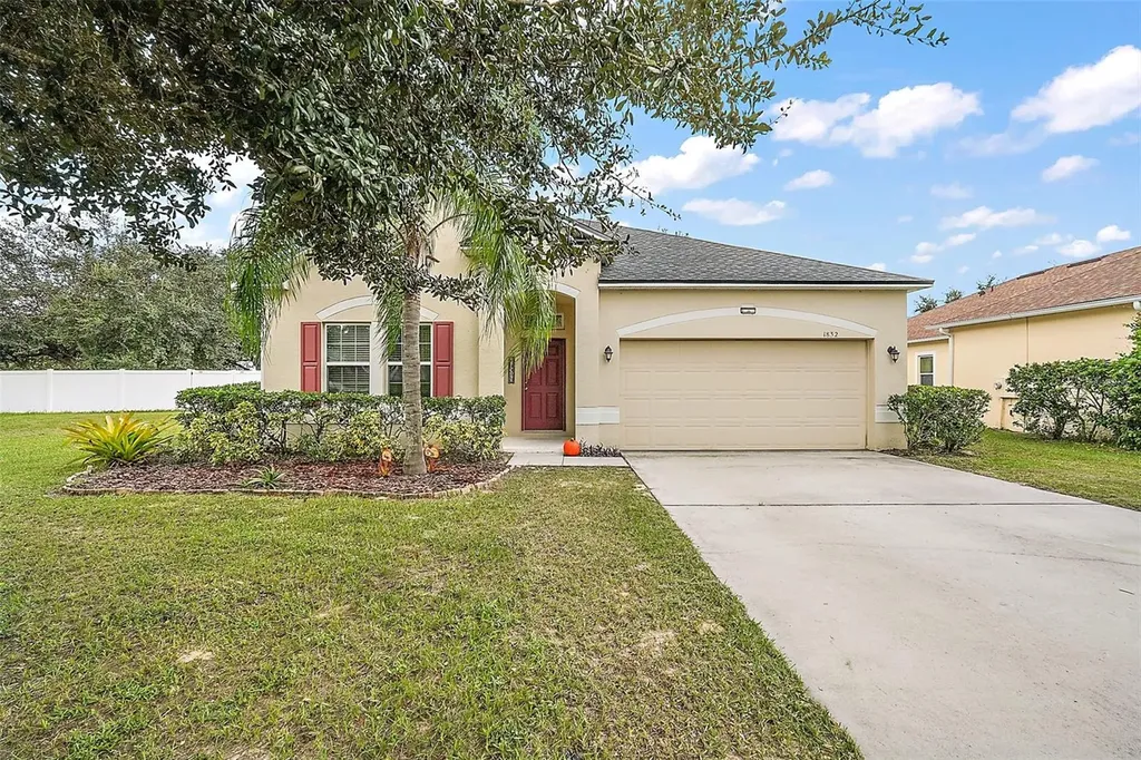 1832 Piedmont Court Mascotte FL 34753