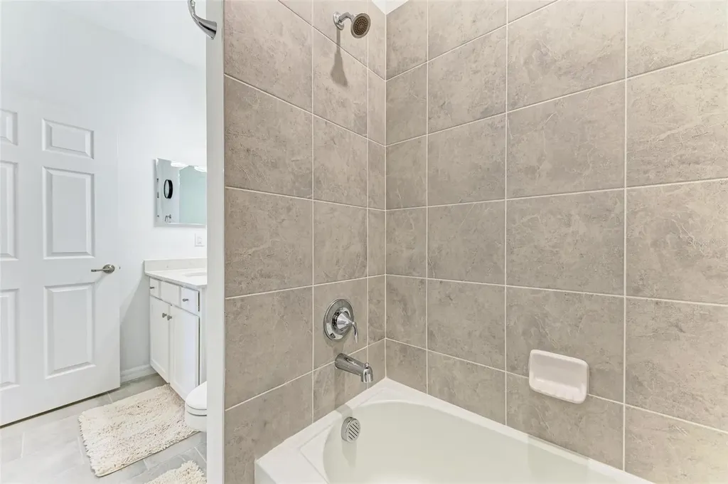 18114 Gawthrop Drive Bradenton FL 34211