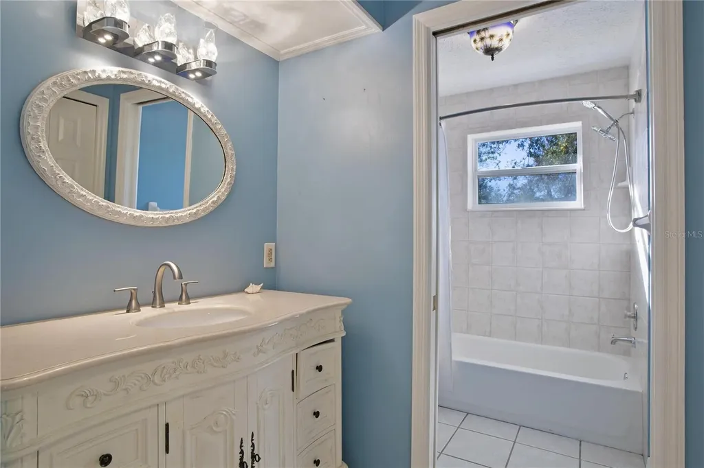 510 Wideview Avenue Tarpon Springs FL 34689