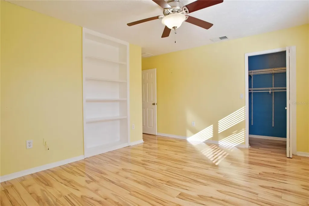 510 Wideview Avenue Tarpon Springs FL 34689