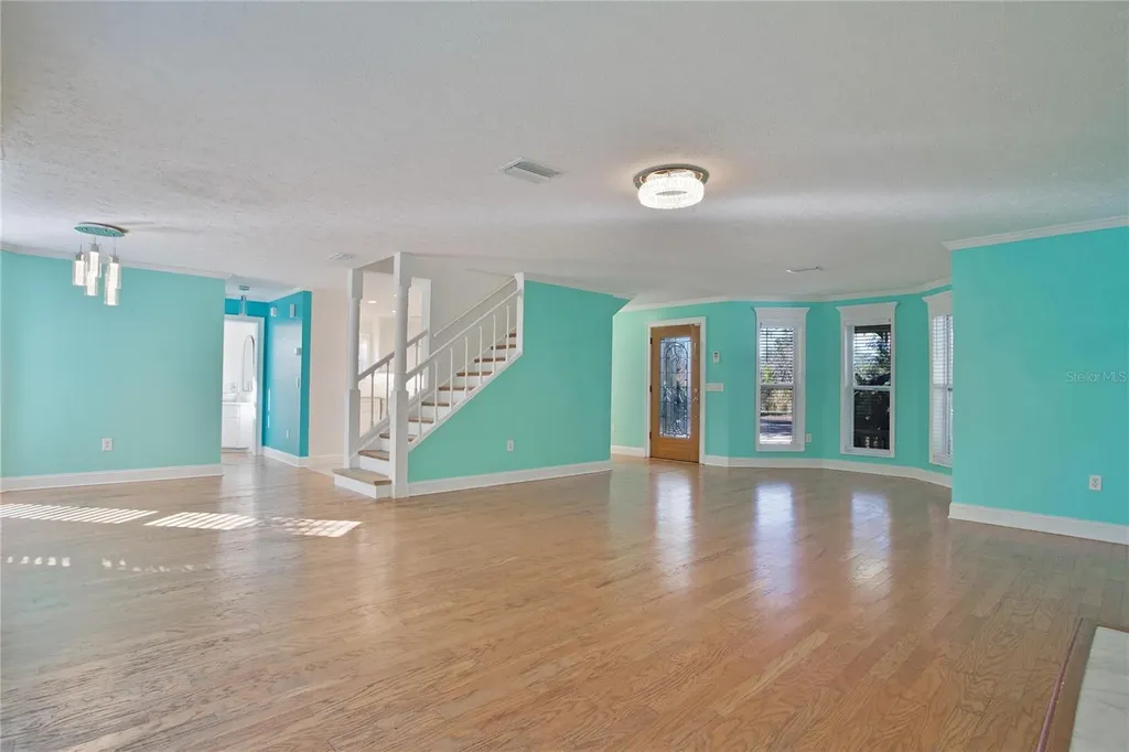 510 Wideview Avenue Tarpon Springs FL 34689