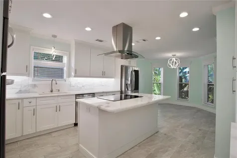 510 Wideview Avenue Tarpon Springs FL 34689