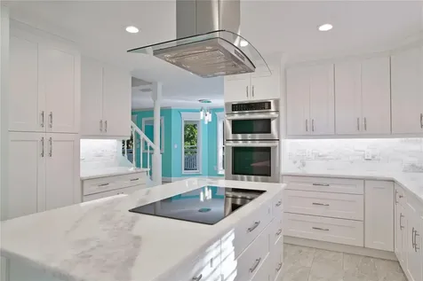 510 Wideview Avenue Tarpon Springs FL 34689