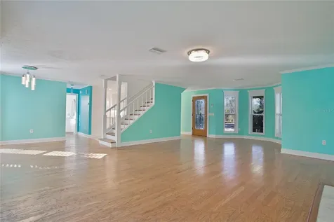 510 Wideview Avenue Tarpon Springs FL 34689