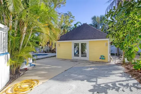 510 Wideview Avenue Tarpon Springs FL 34689
