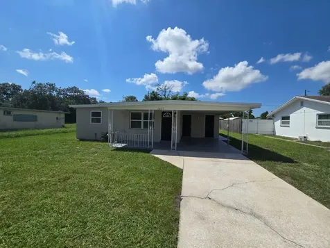 1827 Grand Boulevard Holiday FL 34690