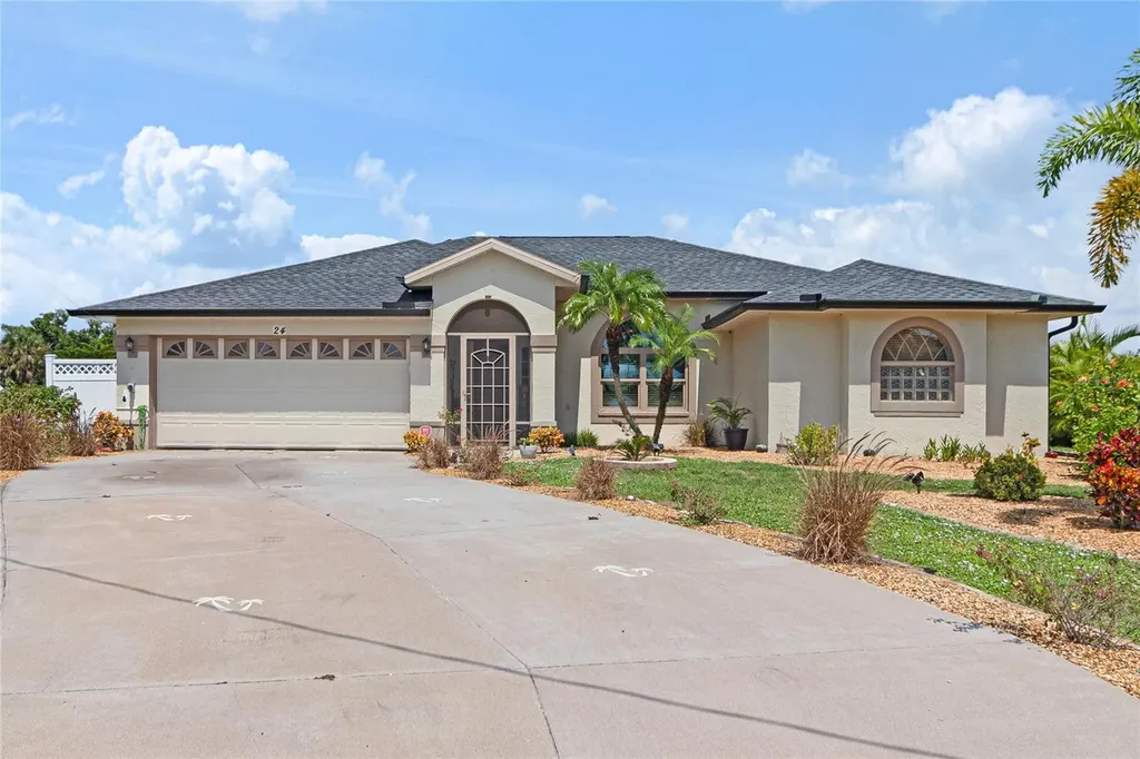 24 Clubhouse Court Rotonda West FL 33947