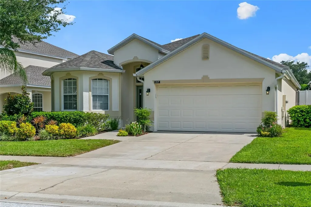 217 Bonville Drive Davenport FL 33897