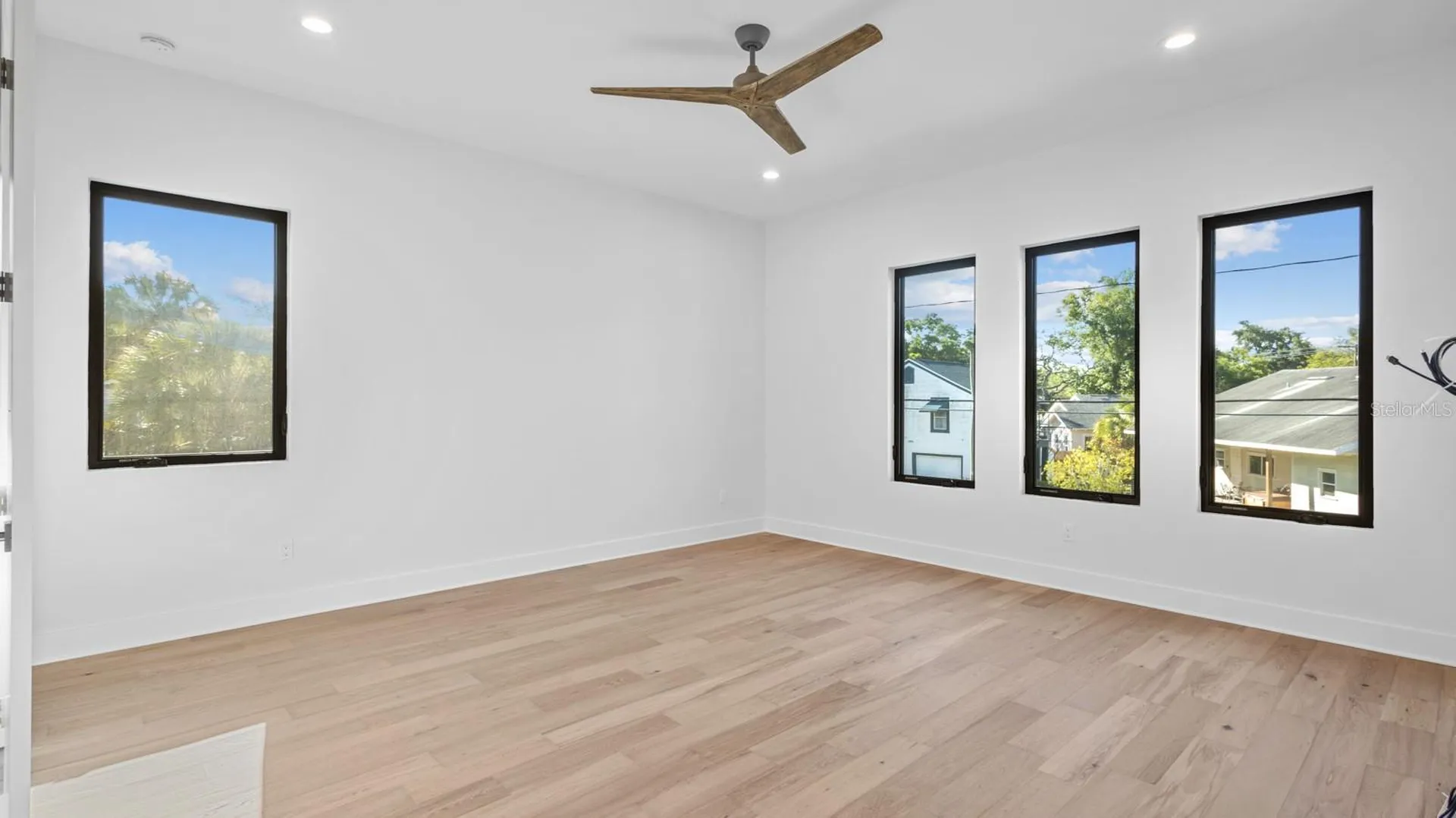 2203 Glenwood Tampa FL 33602