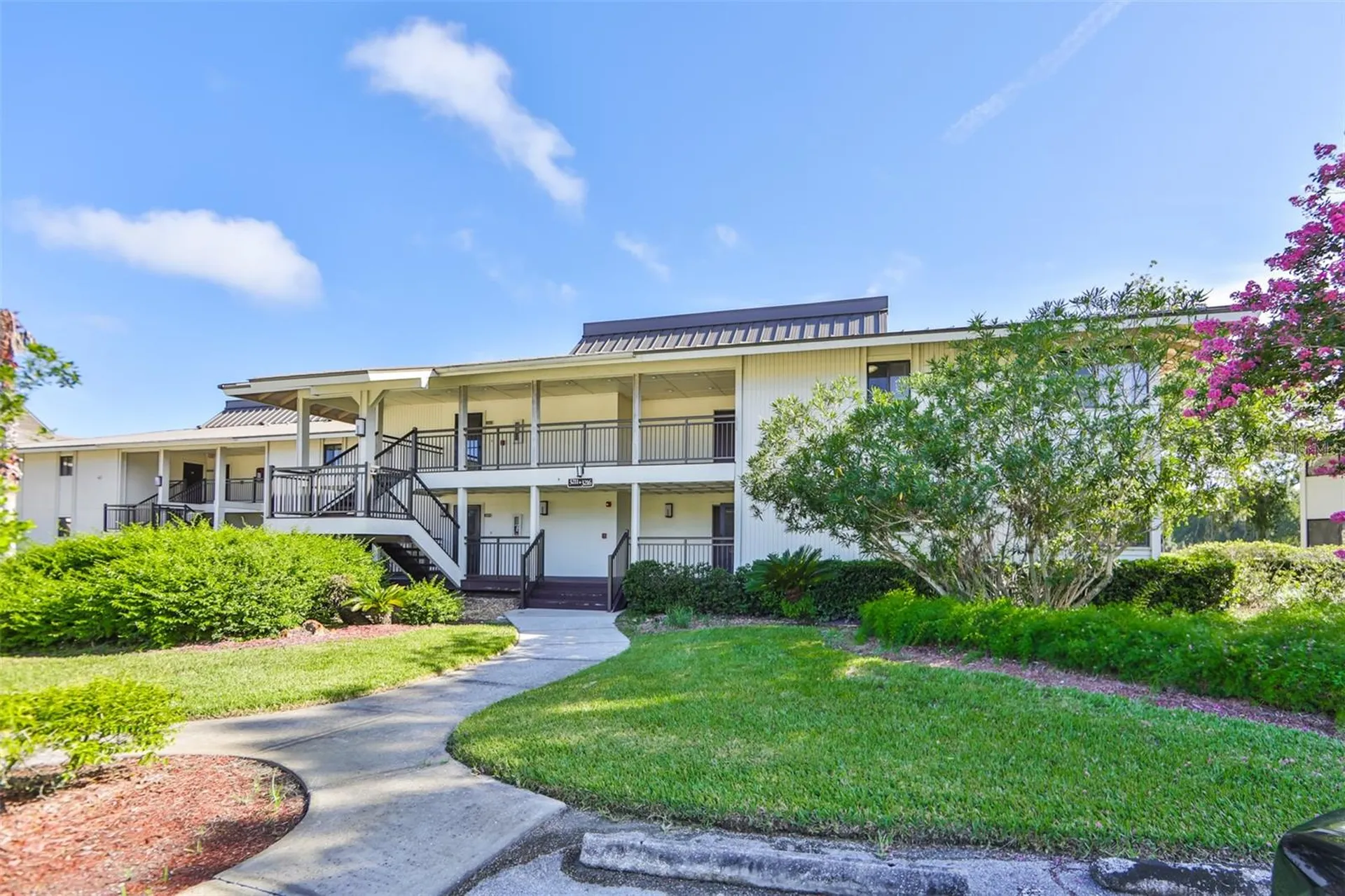29129 S Bay Hollow Drive S Wesley Chapel FL 33543