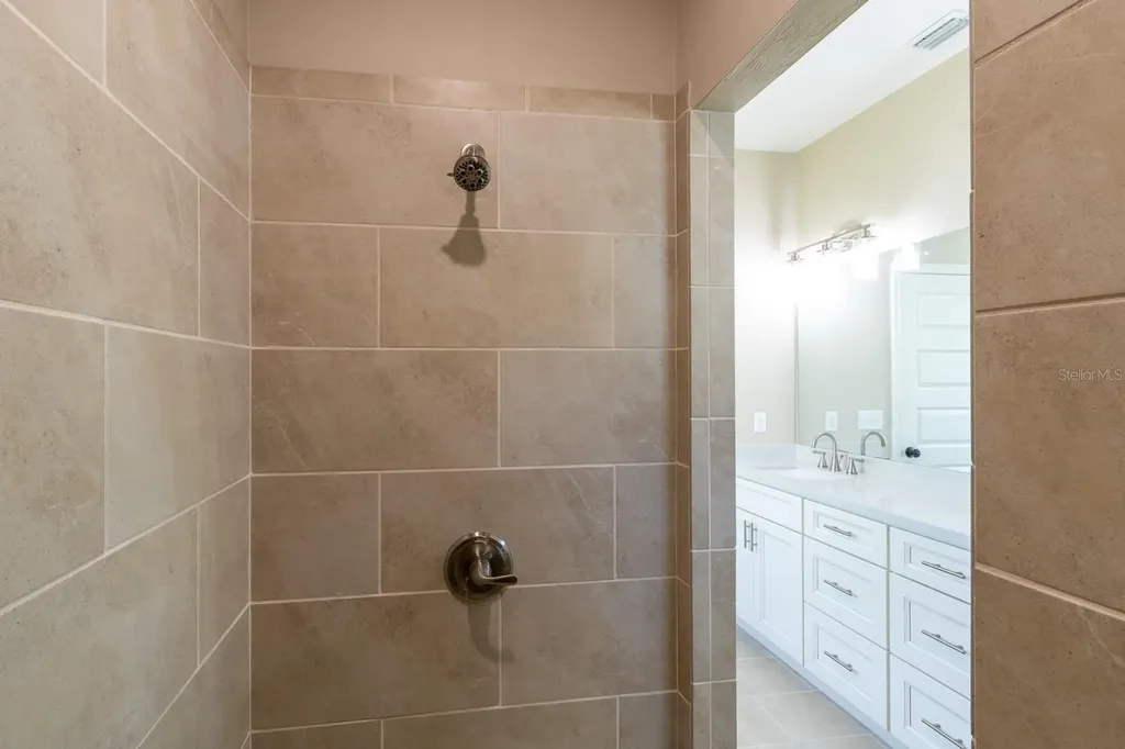 11848 NW 15th Road Gainesville FL 32606