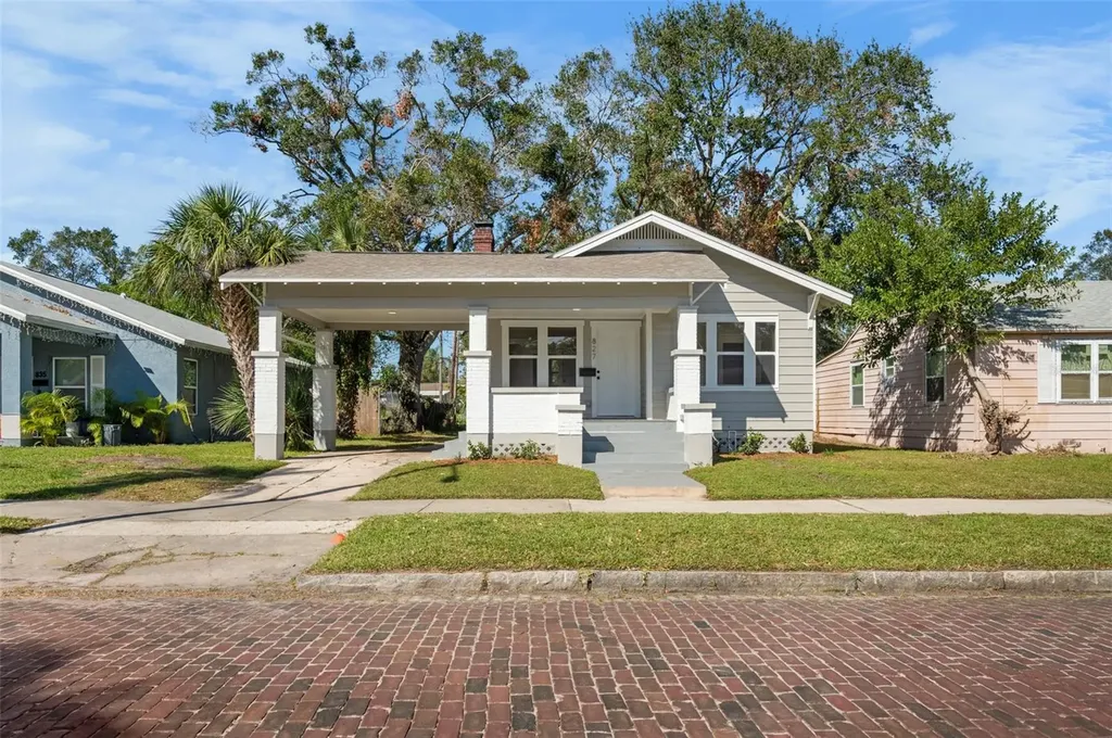 827 19th Avenue S St Petersburg FL 33705