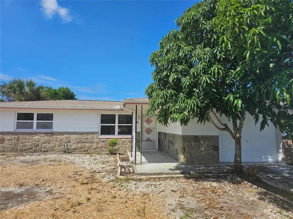 1515 Toledo Street Holiday FL 34690