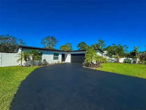 4627 Castile Way S St Petersburg FL 33712
