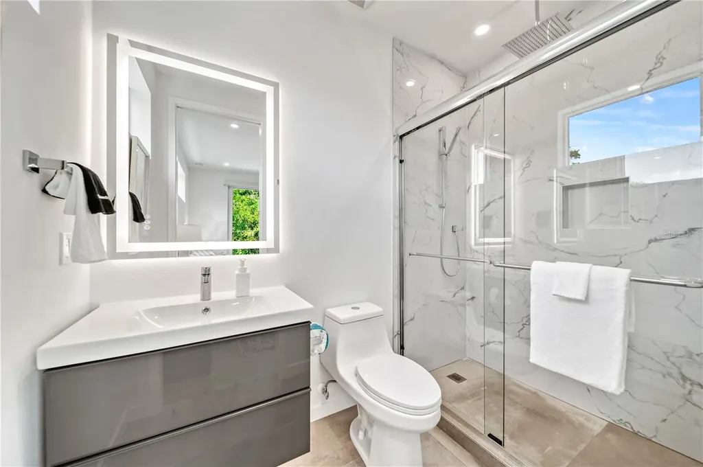 2327 Hillview Street Sarasota FL 34239