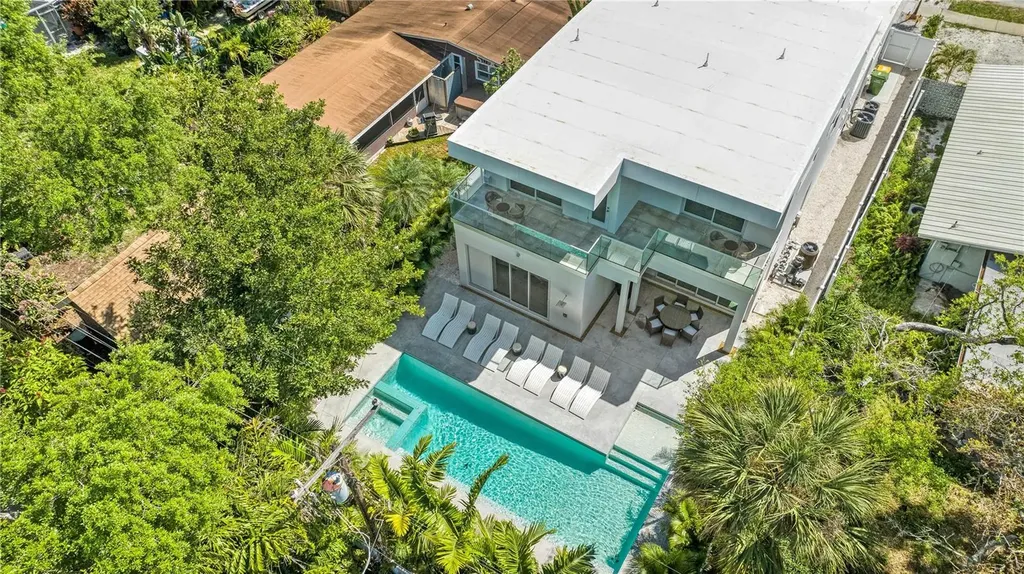 2327 Hillview Street Sarasota FL 34239