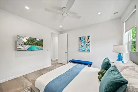 2327 Hillview Street Sarasota FL 34239