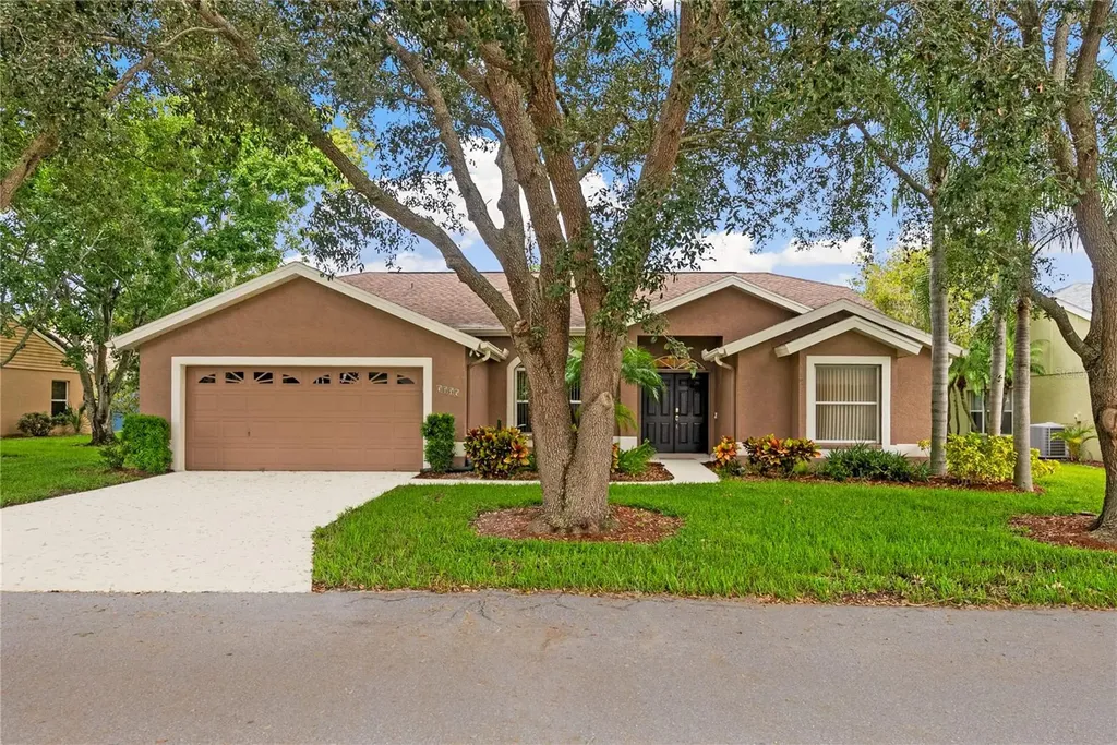 3805 Garden Lakes Estates Drive Bradenton FL 34203