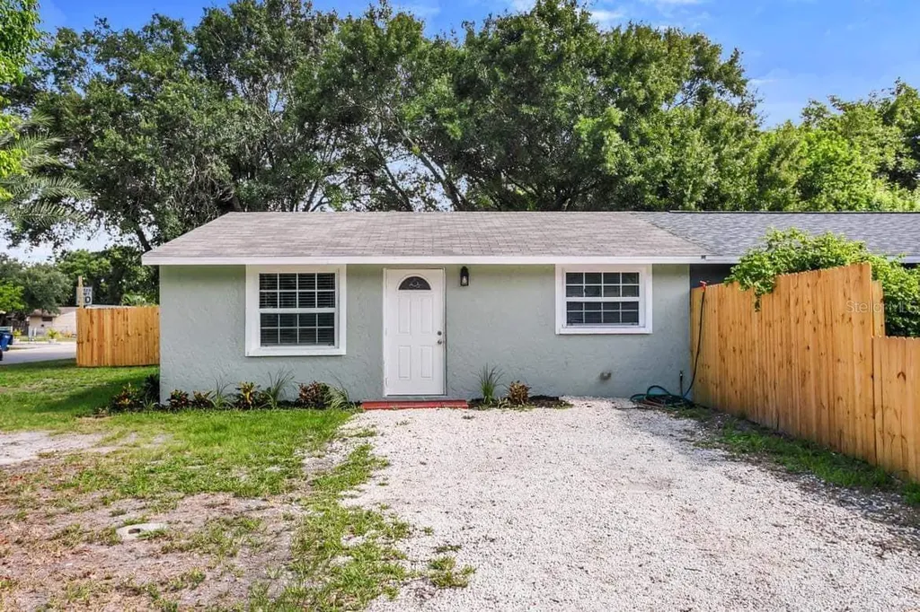 1003 61st Avenue Terrace E Bradenton FL 34203