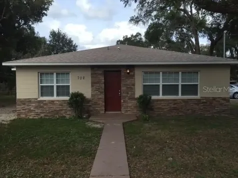 702 W Cherry Street Plant City FL 33563