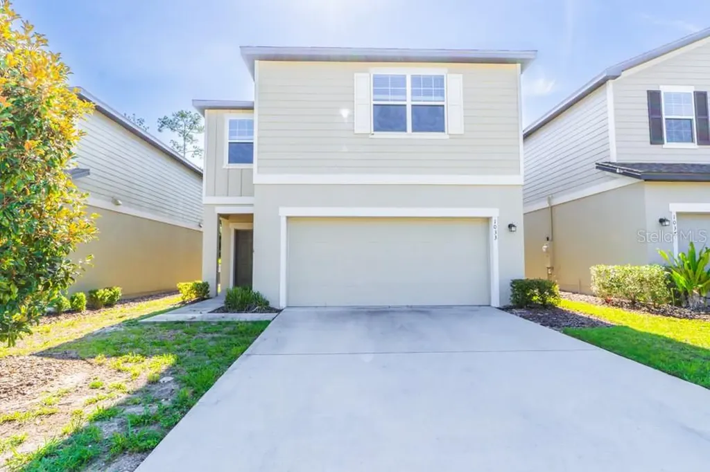 1033 Cades Cove Way Deland FL 32720