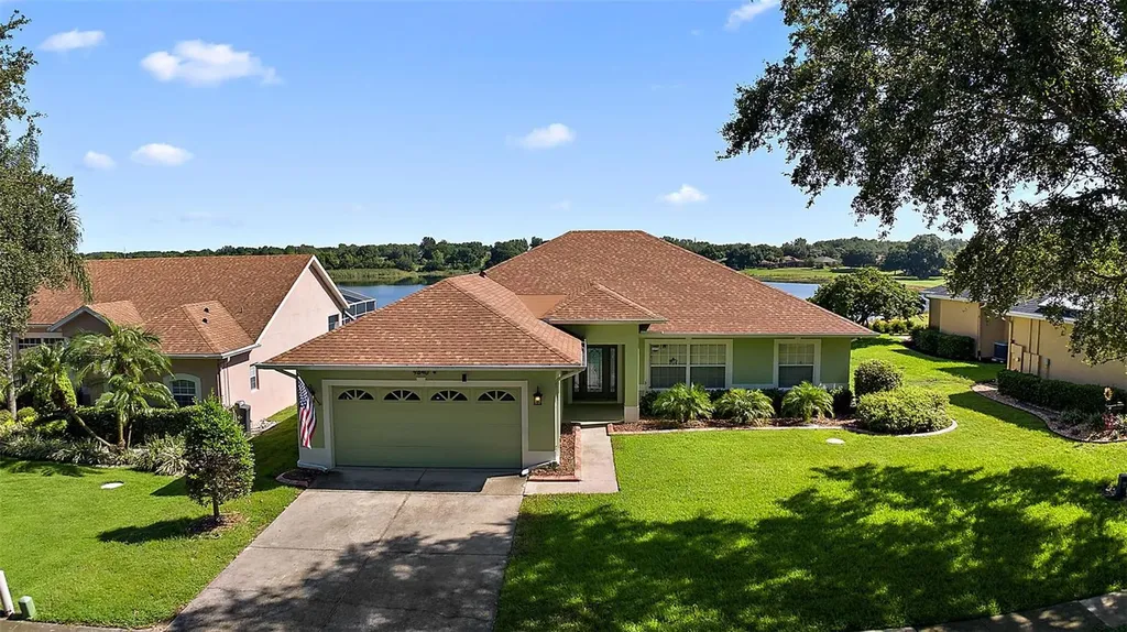 9840 Spring Lake Drive Clermont FL 34711