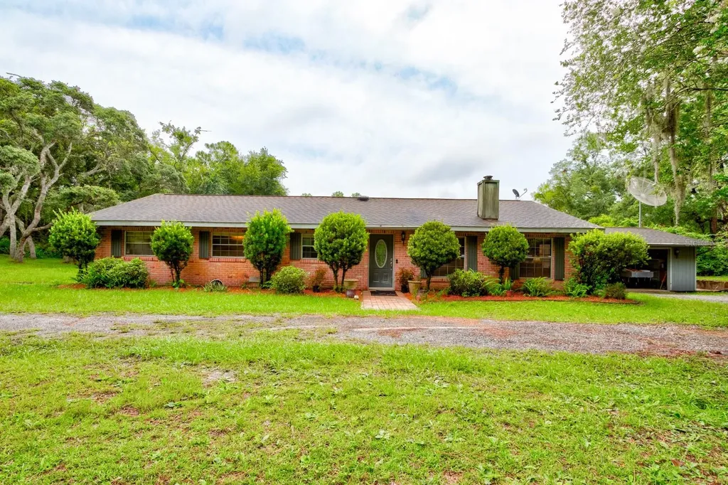 2690 Dakota Drive Deland FL 32724