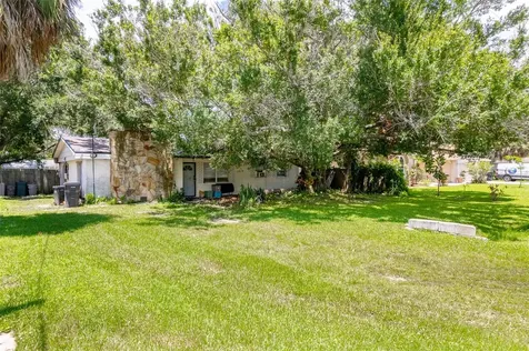 8907 W Cluster Avenue Tampa FL 33615