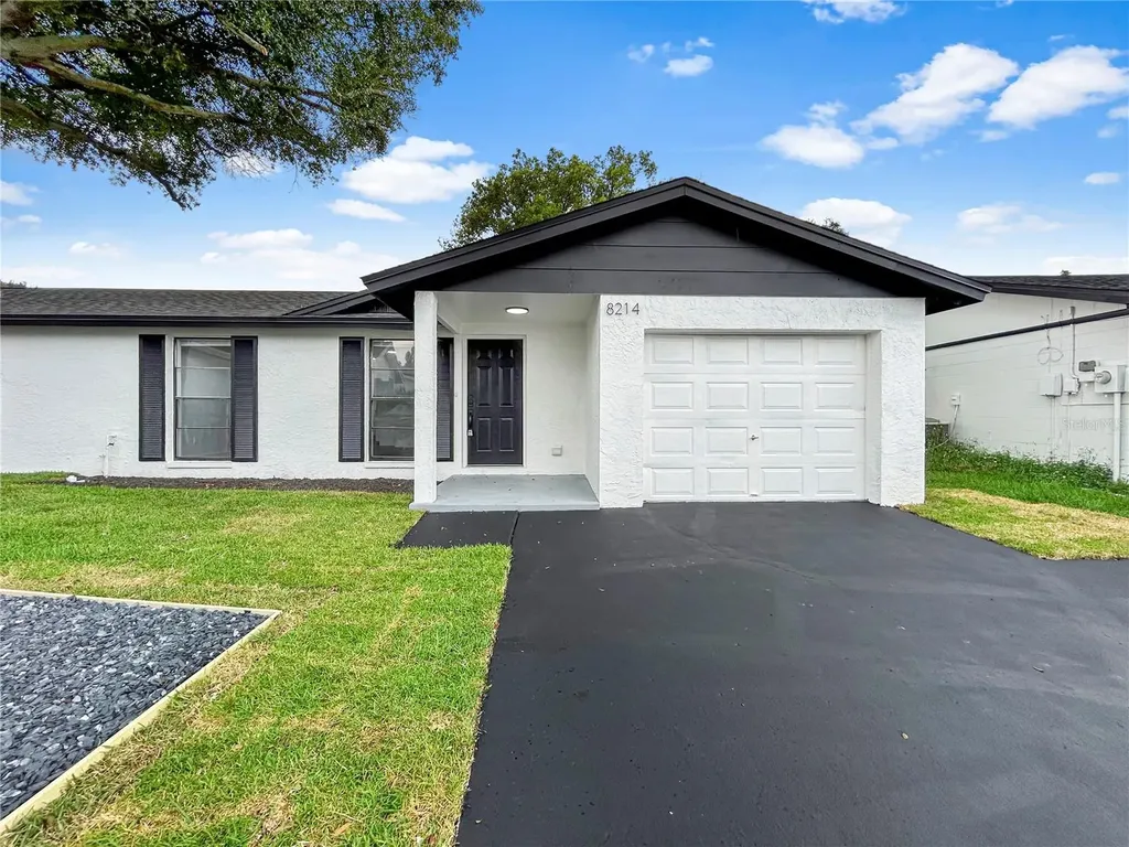 8214 Downfield Lane Tampa FL 33615