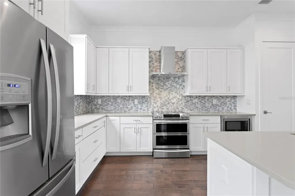 2442 W Mississippi Avenue Tampa FL 33629