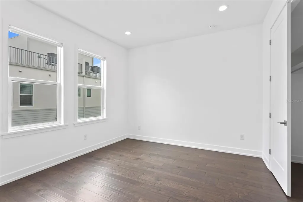 2442 W Mississippi Avenue Tampa FL 33629