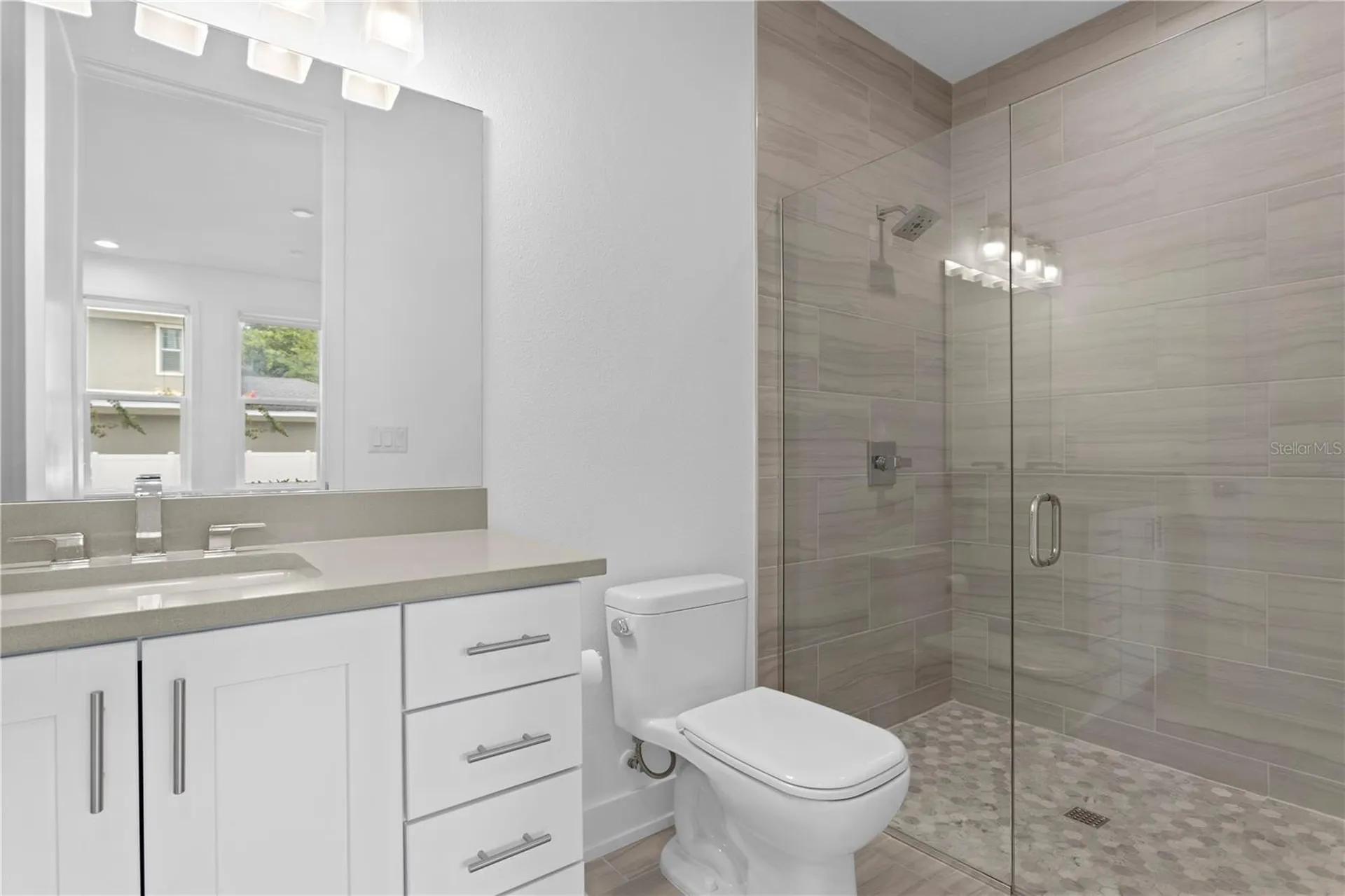 2442 W Mississippi Avenue Tampa FL 33629