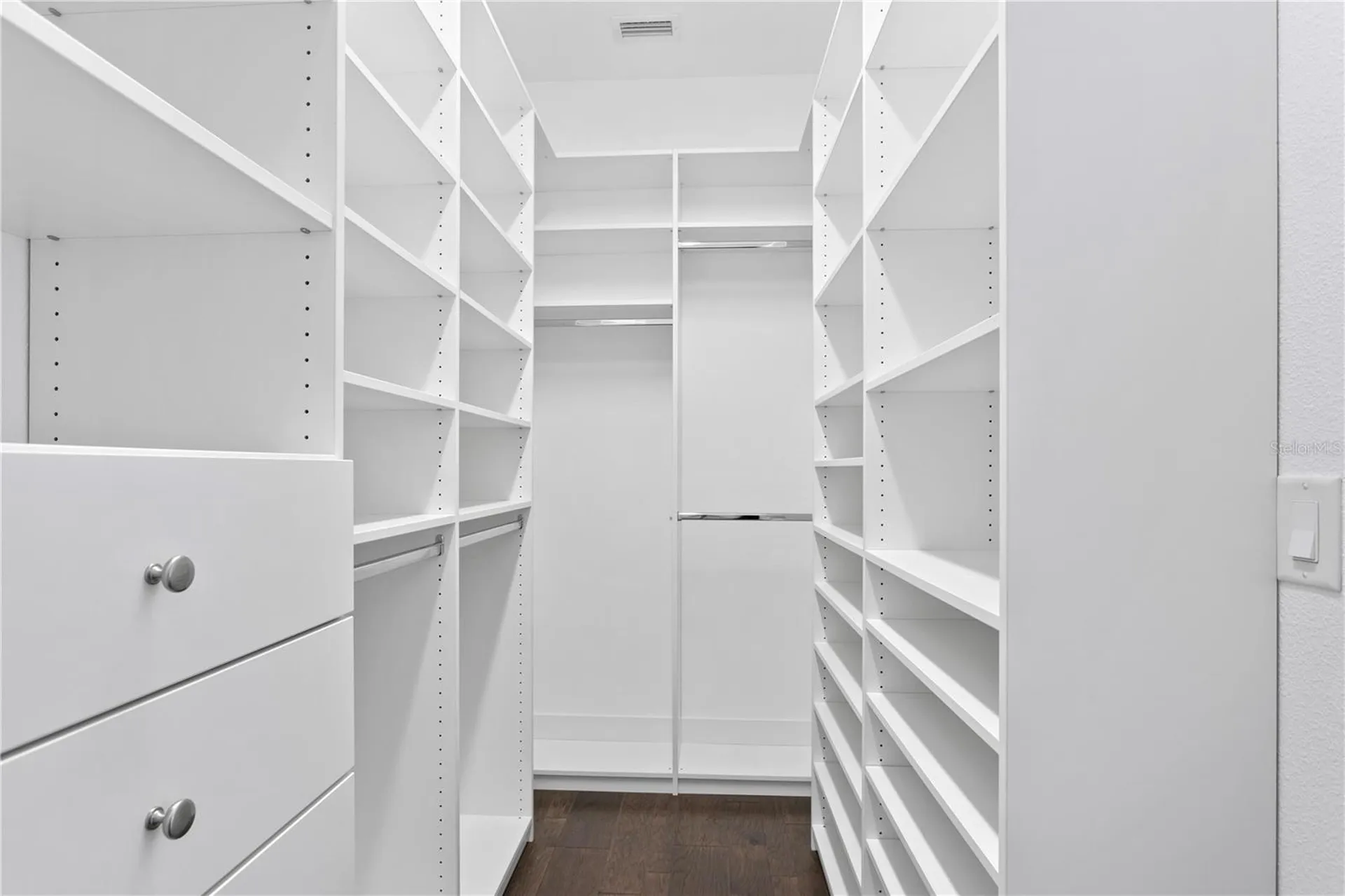 2442 W Mississippi Avenue Tampa FL 33629