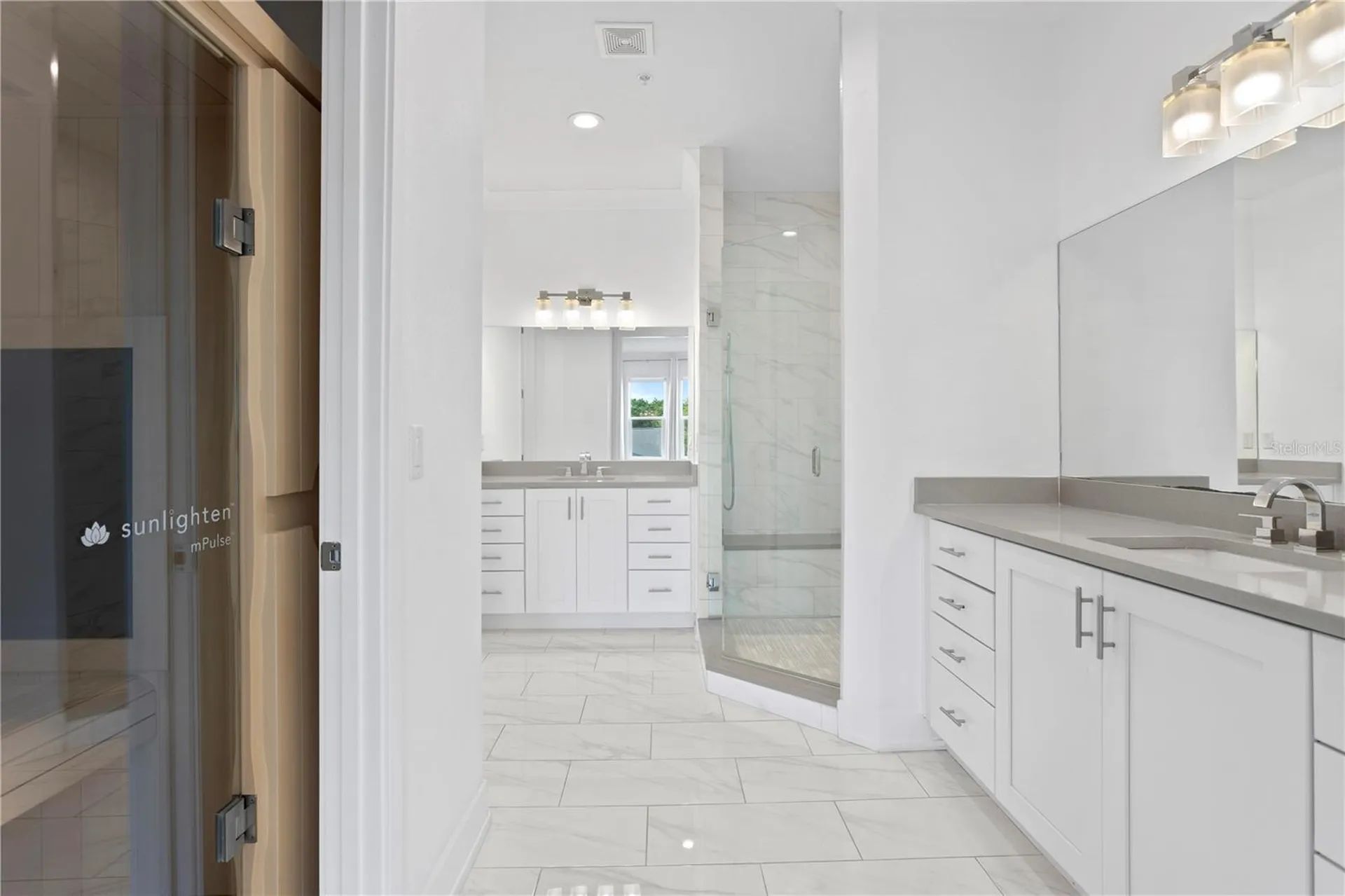 2442 W Mississippi Avenue Tampa FL 33629