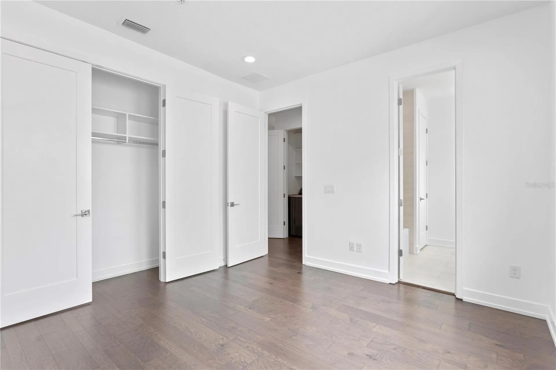 2442 W Mississippi Avenue Tampa FL 33629