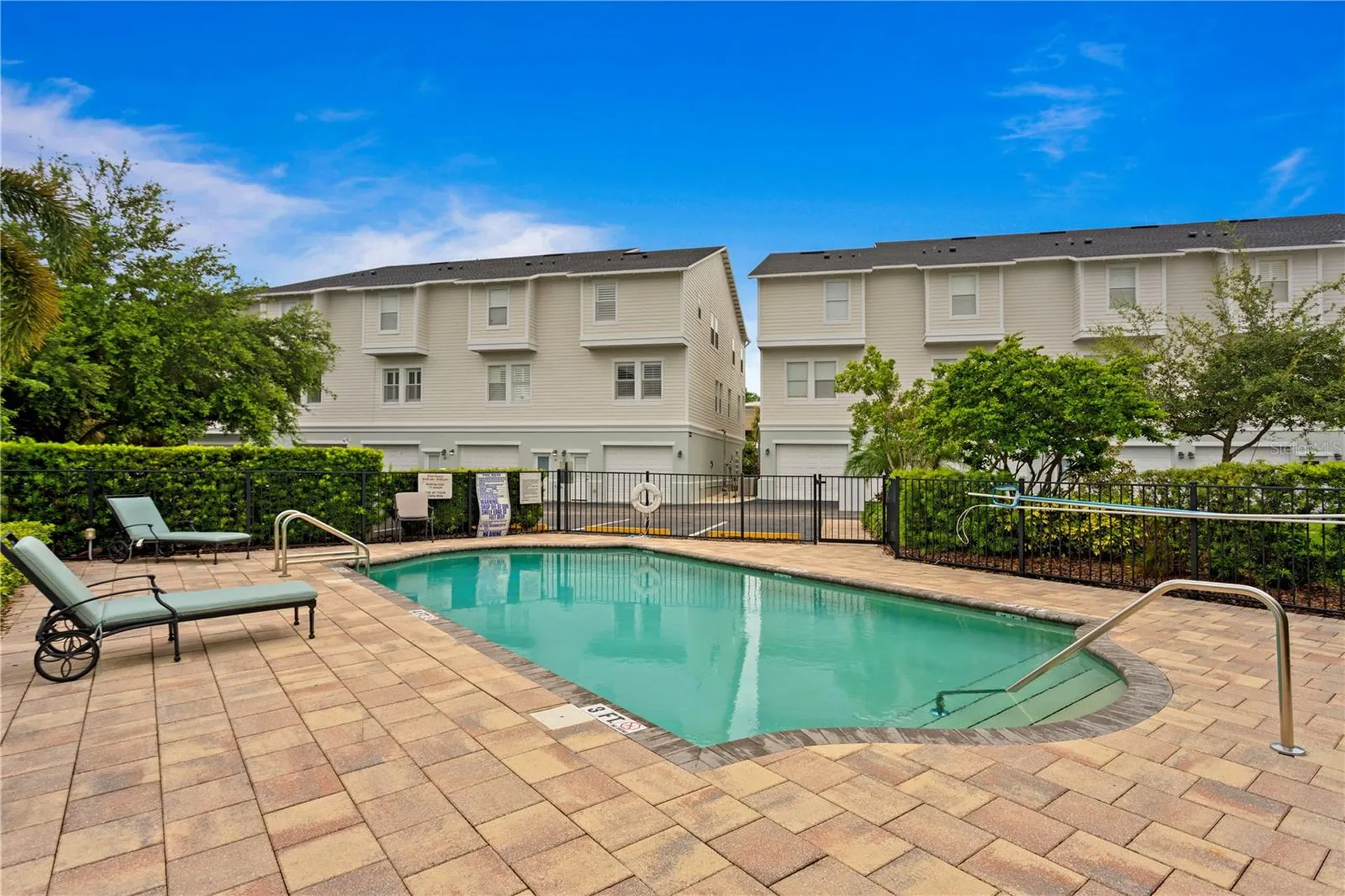 2442 W Mississippi Avenue Tampa FL 33629