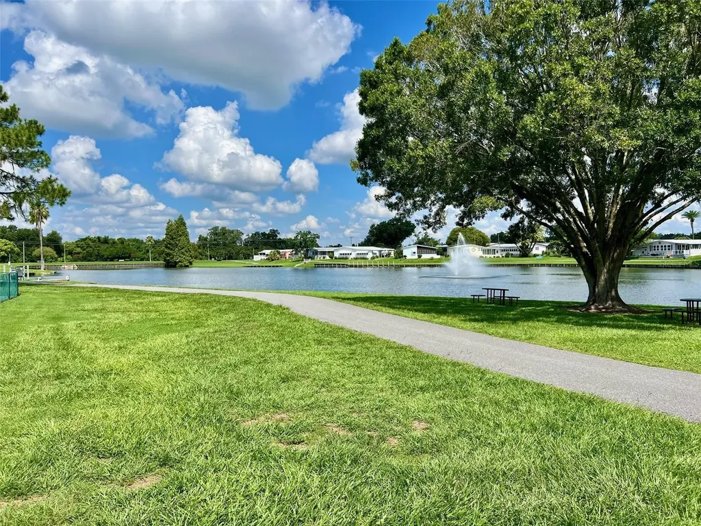 5013 Foxwood Boulevard Lakeland FL 33810