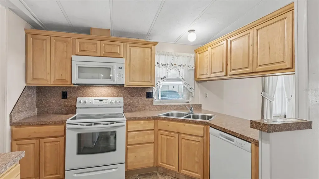 5013 Foxwood Boulevard Lakeland FL 33810