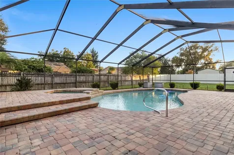 4517 Mohican Trail Valrico FL 33594
