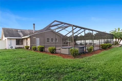 4517 Mohican Trail Valrico FL 33594